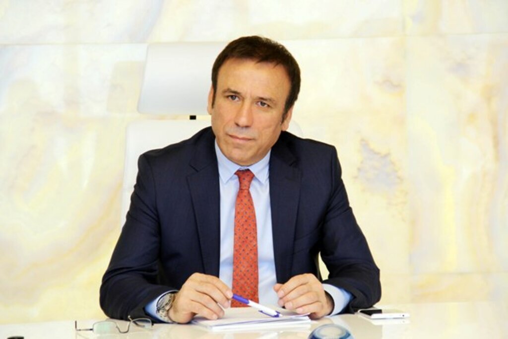 Türk milleti bugün de tarih yazmaya devam ediyor