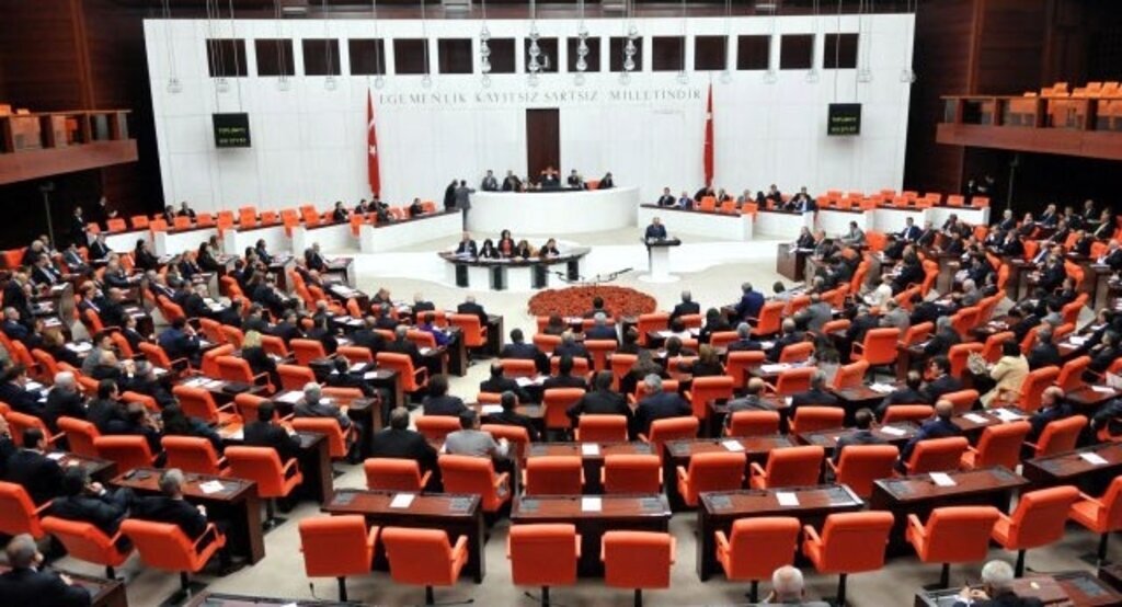 Türkiye'nin önüdeki 4 seçim senaryosu