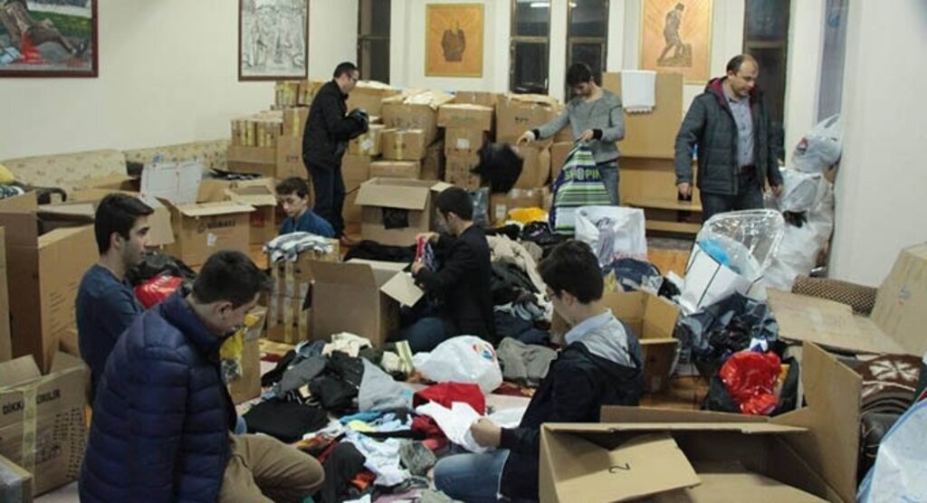 Türkmenlere gıda ve giysi yardımı çığ gibi büyüyor