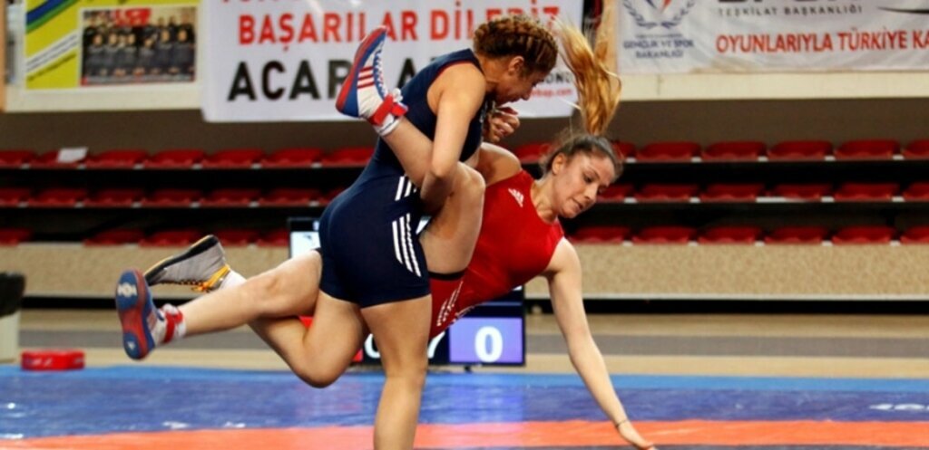 U23 Bayanlar Güreş Türkiye Şampiyonası sona erdi