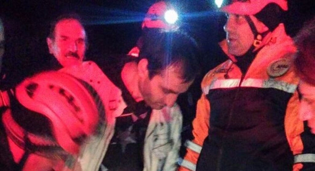 Uçuruma yuvarlanan üniversite öğrencisi kurtarıldı