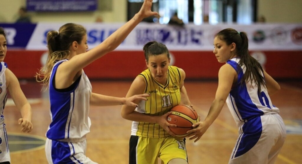 ÜNİLİG BASKETBOL YARI FİNALLER SAMSUN’DA BAŞLIYOR