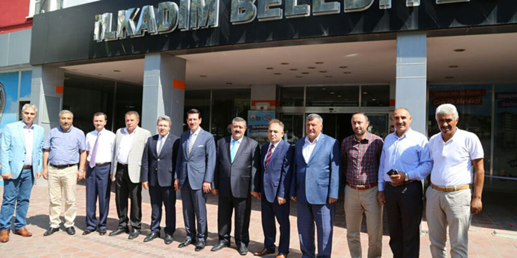 Üstün, İlkadım'ın Projelerini Başarılı Buldu