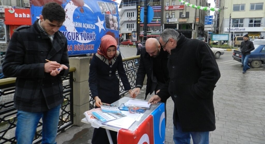 Uygur Türkleri için imza kampanyası başlatıldı