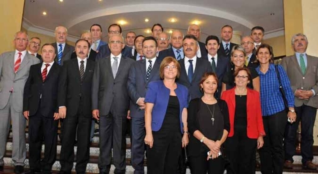 Vali Aksoy'dan Başkan Yılmaz'a veda ziyareti