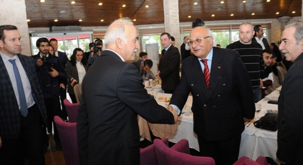 Vali Şahin basın mensupları ile biraraya geldi