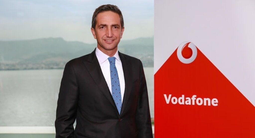 Vodafone'lu esnaf 'Ajantaj Cepte' ile kampanyasını anında duyuruyor