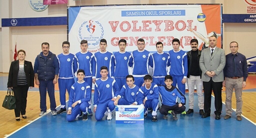 Voleybol Gençler(B)Grup müsabakaları Samsun’da başladı