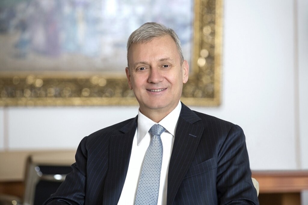 Yapı Kredi'ye 1 milyar 350 milyon dolarlık sendikasyon kredisi