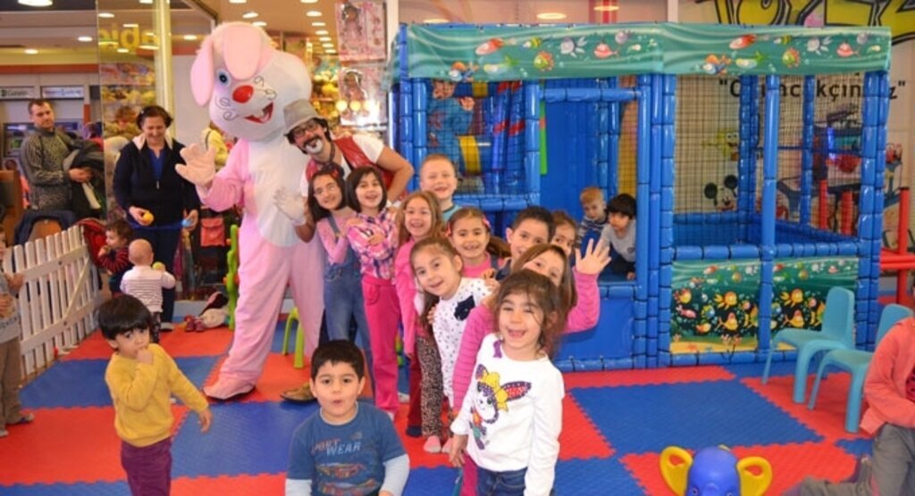 Yeşilyurt avm mini club’ta sömestr şenliği marsupilami ile devam ediyor!