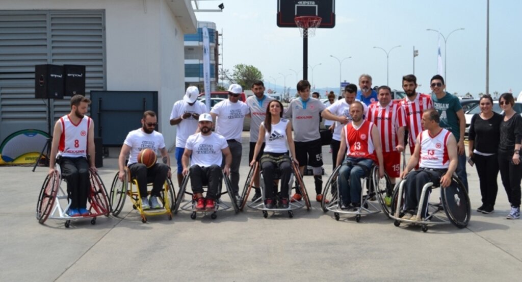 Yeşilyurt AVM’de engelleri kaldırıyoruz