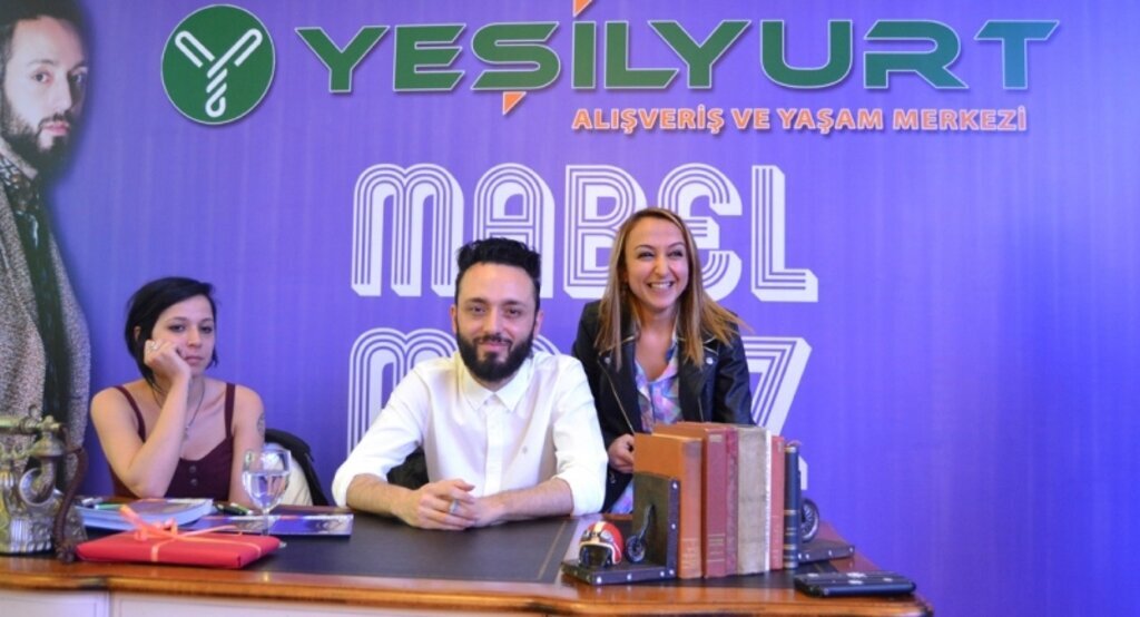 Yeşilyurt Avm’de Mabel Matiz imza günü