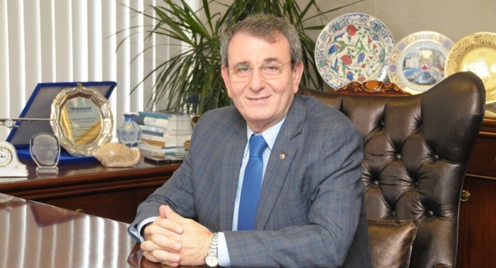 Zeki Murzioğlu’ndan Tıp Bayramı mesajı