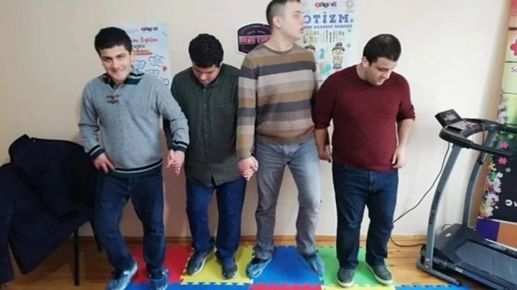 Samsun Otizmli Çocuklar Derneği ücretsiz sanatsal eğitimleri veriyor
