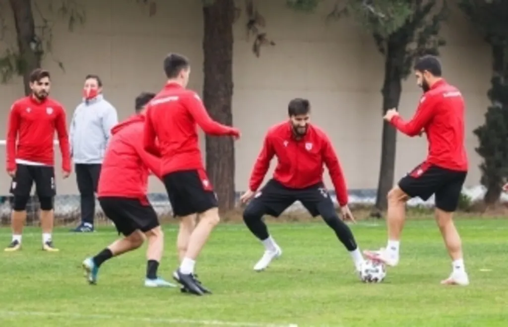 Samsunspor Akhisarspor maçı hazırlıklarına başladı