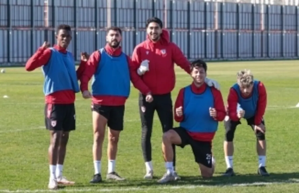 Samsunspor Bursaspor maçı hazırlıklarına başladı