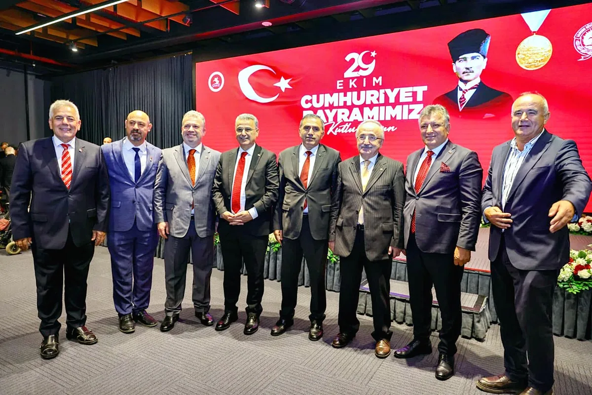 İlkadım’da Cumhuriyet Bayramı Coşkuyla Kutlandı - Fotoğraf 2