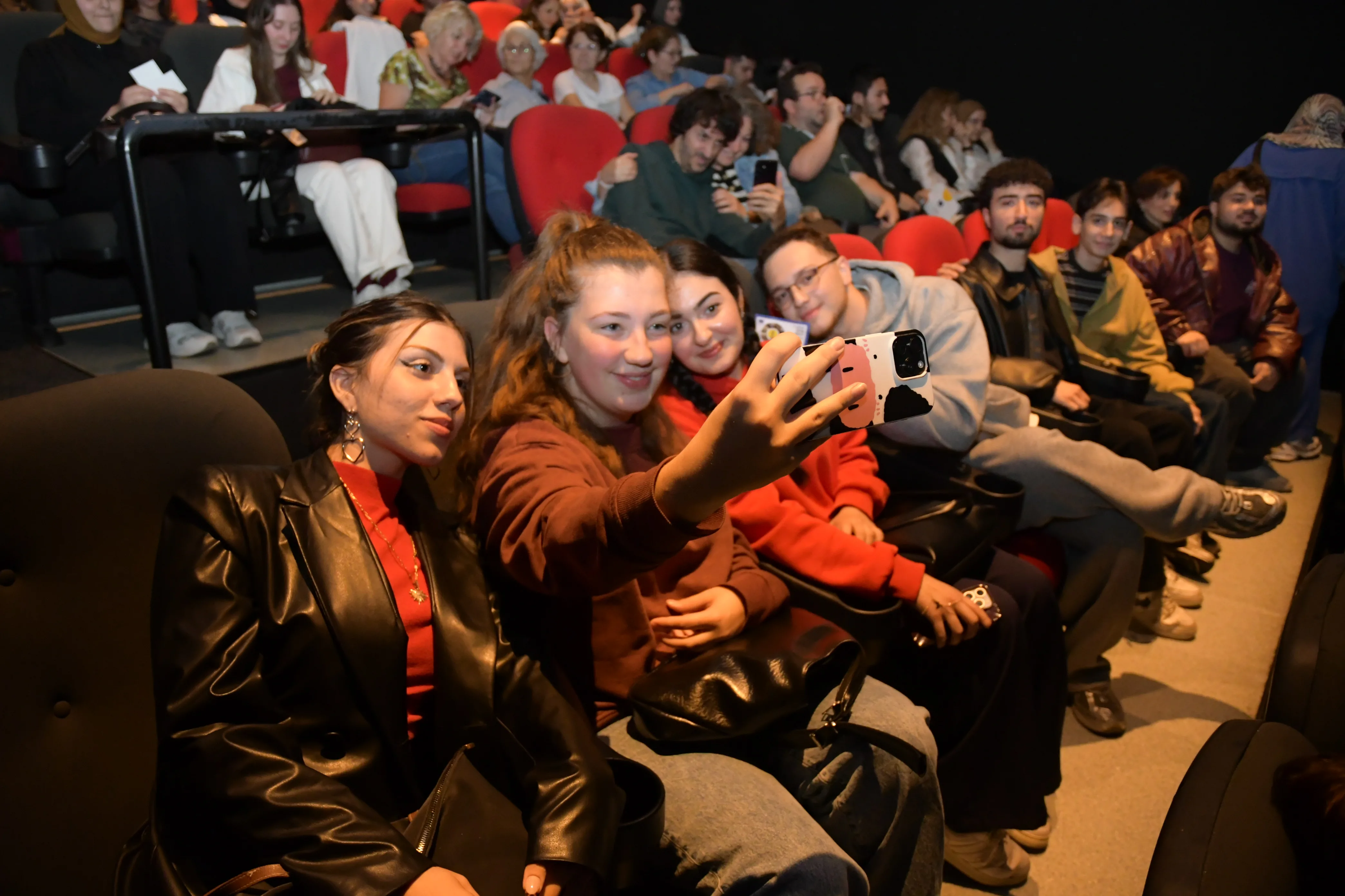 Samsun’da Avrupa Sinema Günleri’ne Yoğun İlgi: Tüm Seanslar Kapalı Gişe - Fotoğraf 1