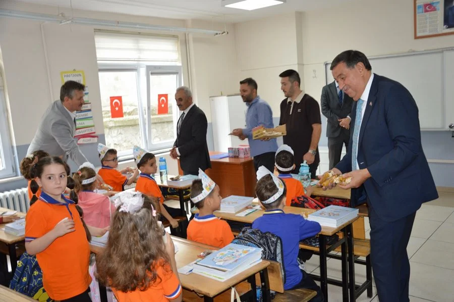 Havza Belediyesi'nden eğitim öğretime büyük destek - Fotoğraf 3